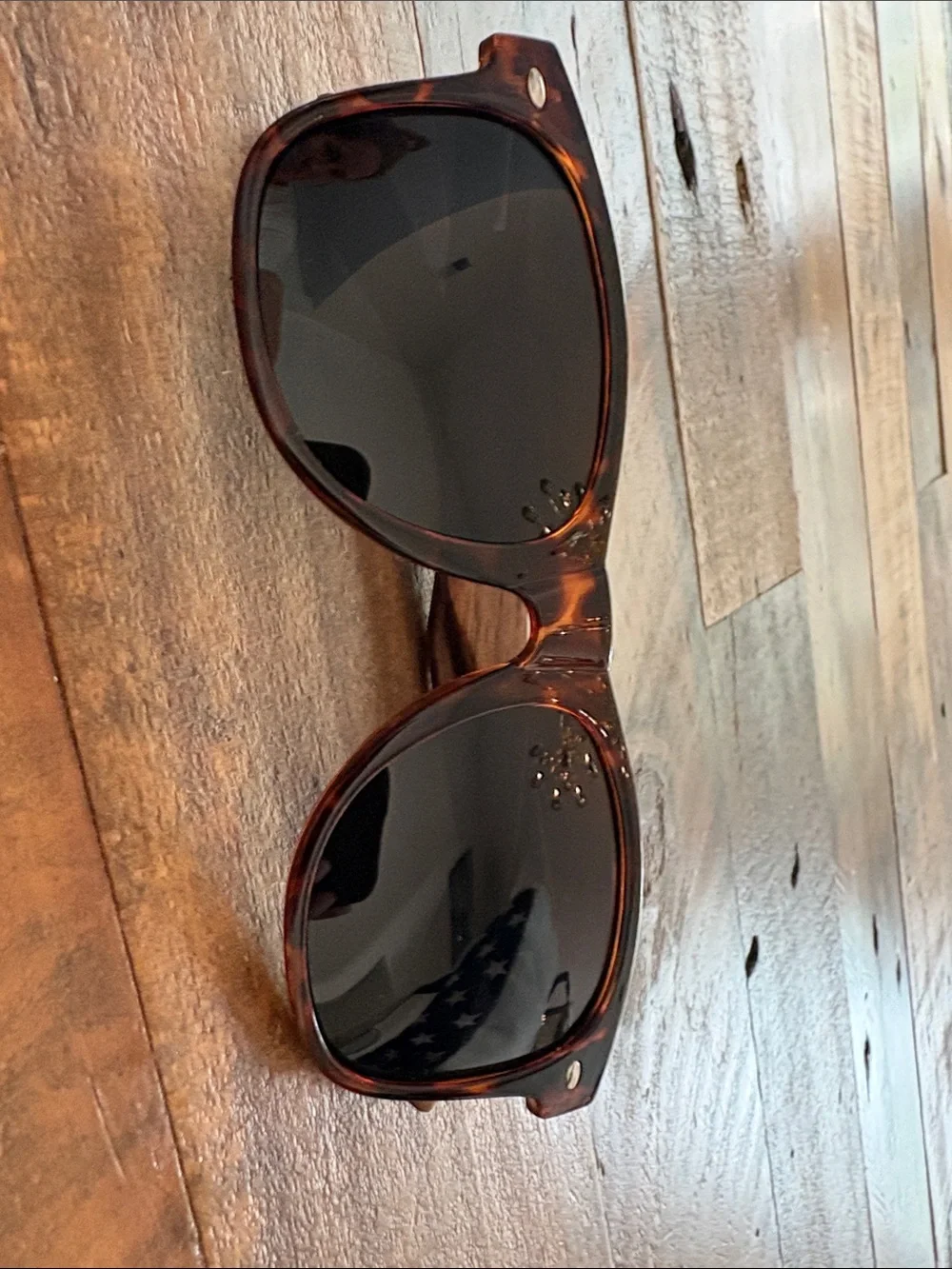 Woodies Tortoiseshell Sunglasses with case, guitar pick& cleaning cloth